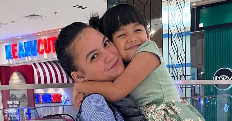 Instagram.com/kia.poetri